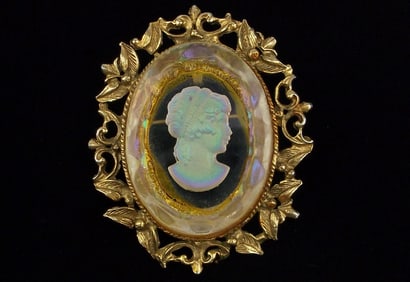 Stunning Vint 1950s Aurora Borealis Cameo Brooch Big