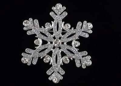 New Boxed Monet Rhinestone Snowflake Christmas Brooch