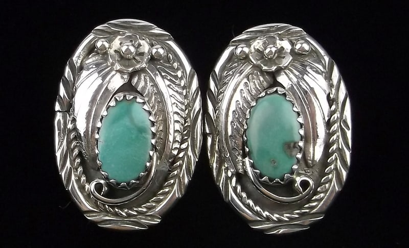 Mint Vint Navajo Billy Nez Sterling Silver Gem Turquoise Earrings: handmade Navajo Sterling Silver in Excellent Condition or better