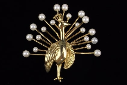 Mint Vintage Faux Pearl Peacock Brooch