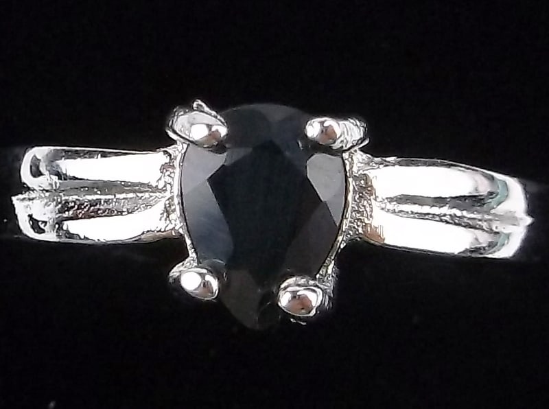 Mint Sterling Silver Black Spinel Ring 6.5 (1 of 3)
