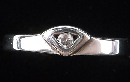 Mint Vintage Sterling Silver Single Stone Ring 4.5