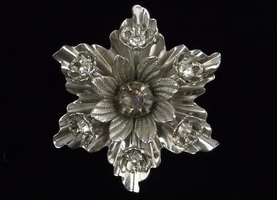 Mint Vintage 1950s Crystal Rhinestone Snowflake Brooch