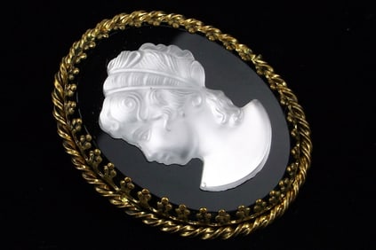 Mint Antique 1940s Germany Lucite Glass Cameo Brooch