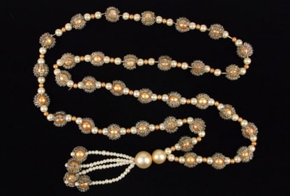 Gorgeous 1920s Art Deco Beaded Flapper Girl Necklace 32"