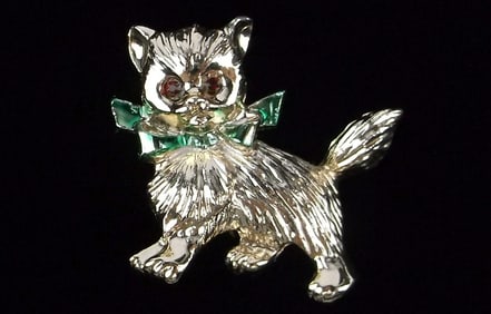 New Vintage 1960s Enameled Rhinestone Christmas Cat Brooch