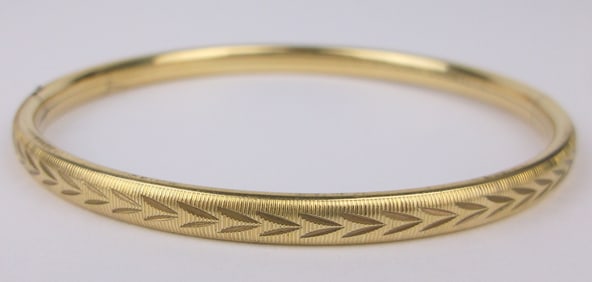 Mint Vint 1950s Marathon 12kt GF Bangle Bracelet 7"