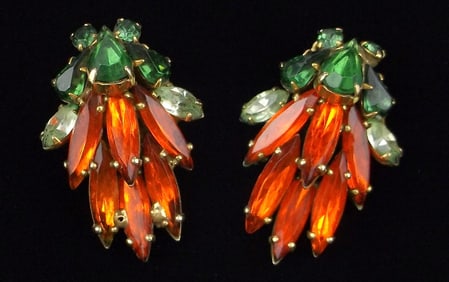 Mint Vintage 1950s Weiss Rhinestone Christmas Earrings