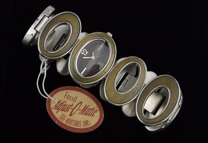 New Boxed Vintage Fossil Wristwatch Works Great New Battery