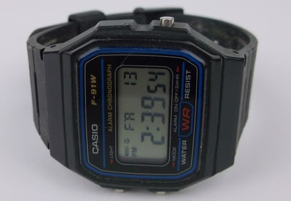 Stunning Vintage Casio F-91W Wristwatch Works Great New Battery