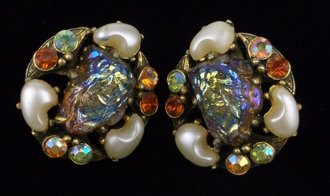 Gorgeous Vintage 1960s Florenza Rhinestone Earrings