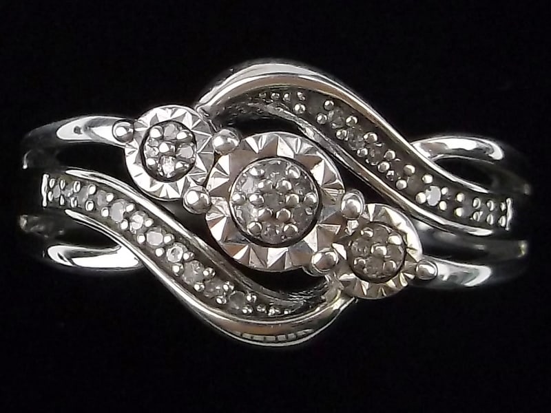 Mint Vintage Sterling Silver Diamond Engagement Ring 7 Signed: Guaranteed Solid 925 Sterling Silver, in Excellent Condition