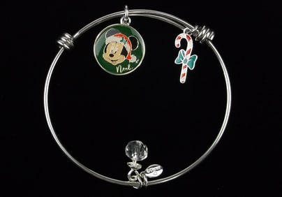 New Boxed Disney Christmas Minnie Mouse Bracelet $60