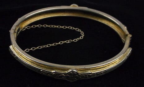 Beautiful Vintage 1950s Whiting Davis Bracelet 7"