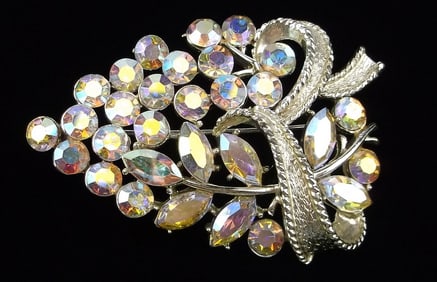 New Vint 1950s Coro Craft Pegasus Rhinestone Brooch Aurora Borealis