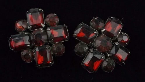 Mint Vintage 1970s Rhinestone Earrings Set