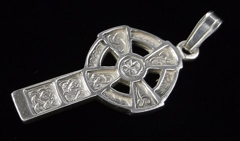 Mint Vintage Sterling Silver Keltic Cross Pendant