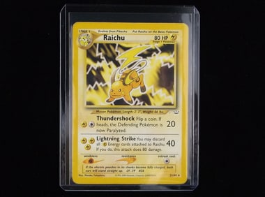 2000 Pokemon Raichu Neo Revelation Rare Card