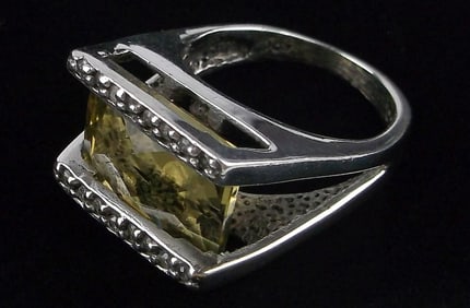 Mint Vintage Sterling Silver Peridot and CZ Ring 6