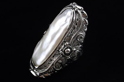 Big Mint Heavy Sterling Silver Mother of Pearl Long Ring 4.5