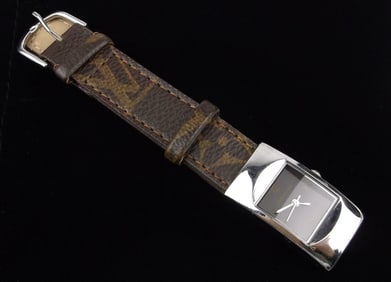 Stunning Louis Vuitton Wristwatch Works Great New Battery