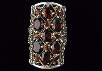 Mint Big Designer Heavy Sterling Silver Garnet Ring 6