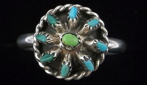 Mint Vintage 1950s Zuni Sterling Silver Turquoise Ring 6