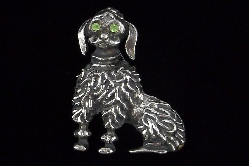 Stunning Vint 1940s Thick Heavy Sterling Silver Dog Brooch (1 of 2)