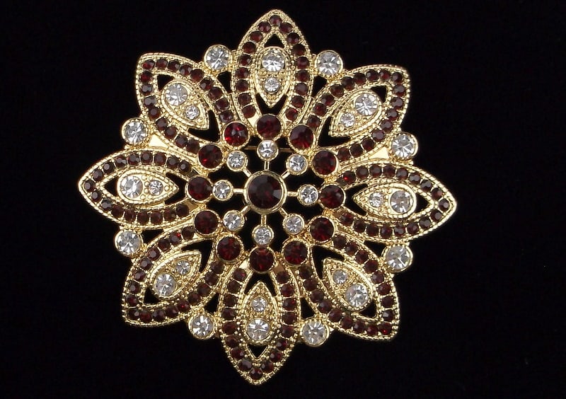 New Boxed Monet Rhinestone Snowflake Brooch (1 of 2)