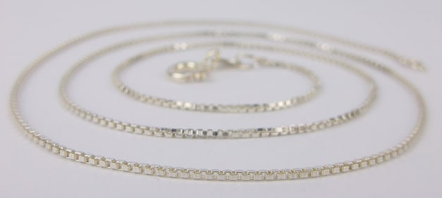 New Vintage Italian Sterling Silver Box Chain Necklace 18"