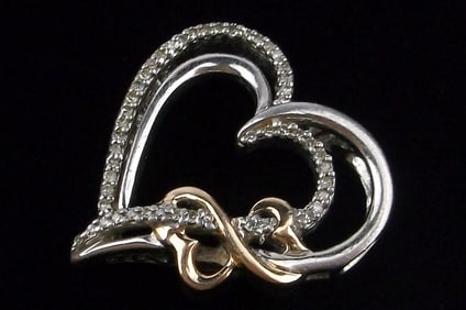 Mint Vint Jane Seymour Sterling 14k Diamond Hearts Pendant