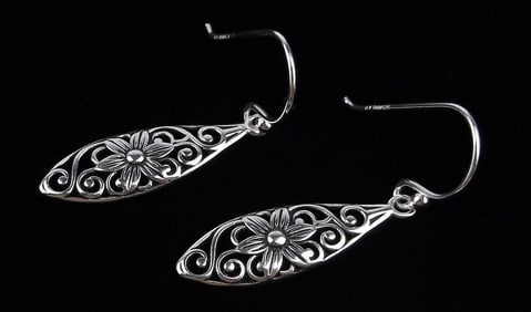 New Vintage Sterling Silver Flower Drop Earrings