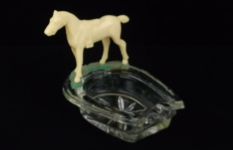 Mint Vint 1950s Celluloid Glass Derby Horse Tray (1 of 4)