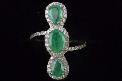 New Sterling Silver 1.25 cttw Emerald White Topaz Ring 4.5