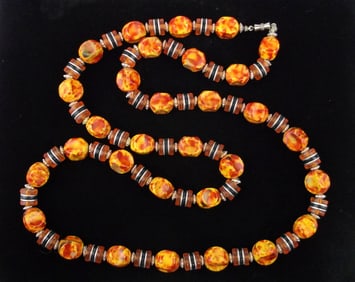 Stunning Vint 1960s Ultra MOD Lucite Lava Necklace 28"