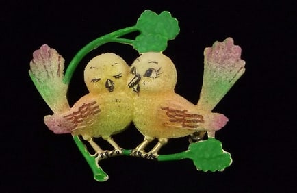 Mint Vintage Enameled Love Birds Brooch