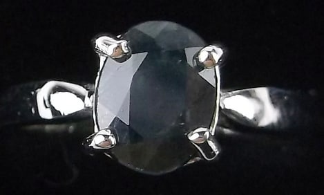 Mint Vintage Sterling Silver .75ct Black Spinel Ring 5.75
