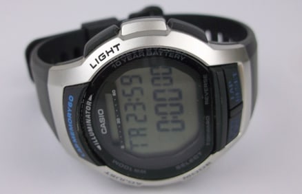 New Big Casio Illuminator Wristwatch Works Great New Battery