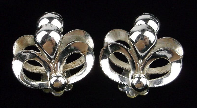 Gorgeous Vintage 1960s Atomic Era Bomb Earrings: excellent condition