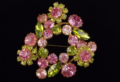 Big Stunning Antique 1950s Austria Crystal Brooch