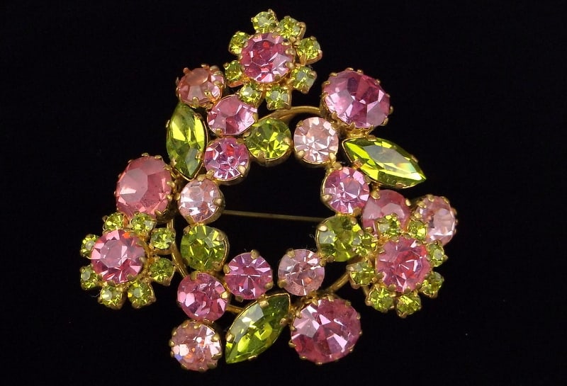 Big Stunning Antique 1950s Austria Crystal Brooch: excellent condition