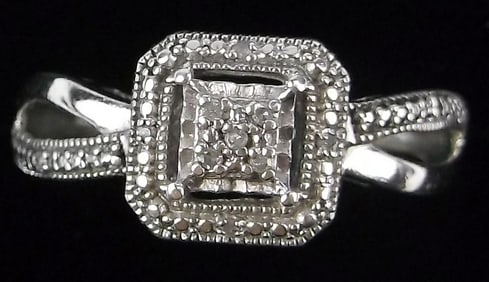 Mint Vintage Sterling Silver Diamond Engagement Ring 7