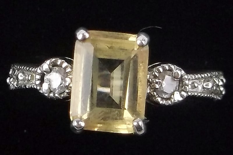 Mint Vintage Sterling Silver .75ct Citrine Ring 5.25: Guaranteed Solid 925 Sterling Silver, in Excellent Condition