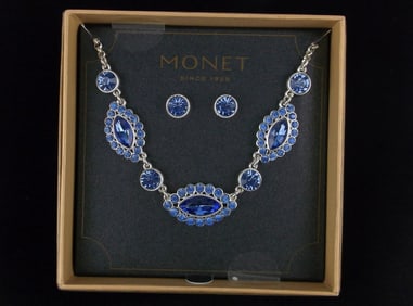 New Boxed Monet Rhinestone Necklace Earrings Set 20"