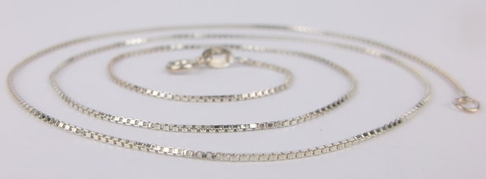 Mint Vintage Italian Sterling Silver Box Chain Necklace 18"