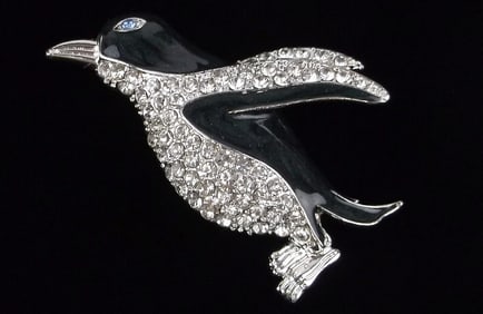 New Boxed Monet Enameled Rhinestone Penguin Brooch
