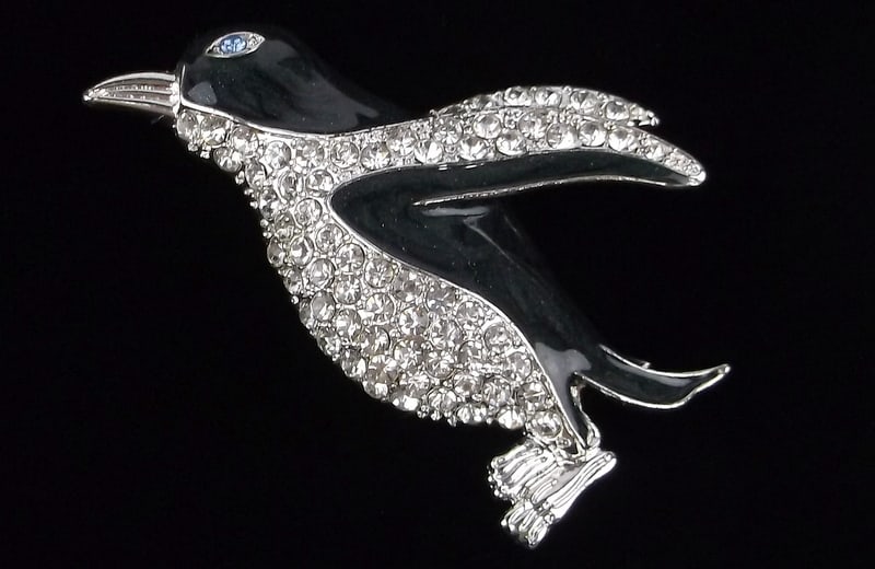 New Boxed Monet Enameled Rhinestone Penguin Brooch: new condition