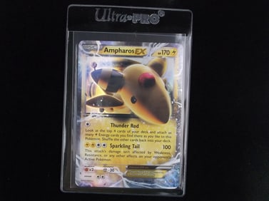 NM-M 2015 Pokemon Ampharos EX Ultra Rare Card