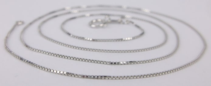 Mint Vintage Italian Sterling Silver Box Chain Necklace 18"