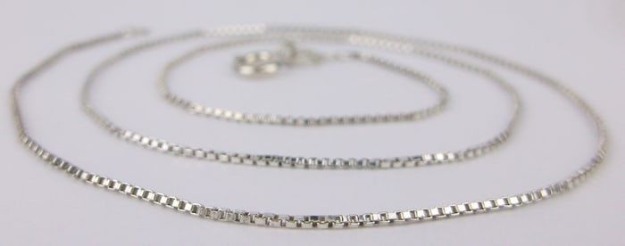 Stunning Vintage Italian Sterling Silver Box Chain Necklace 16.5"